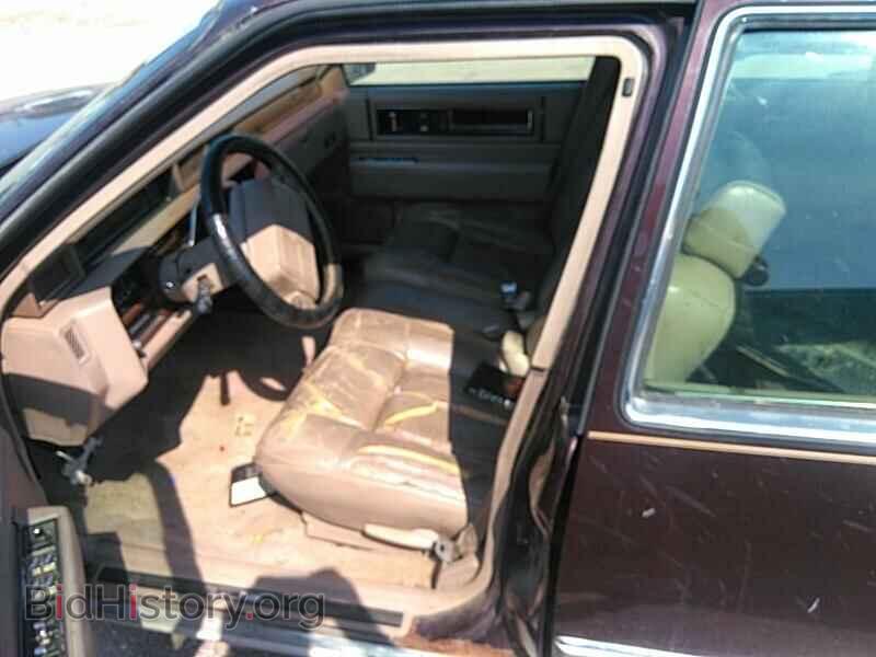 1991 Cadillac Deville - VIN: 1G6CD53B7M4224413 - Photo 3