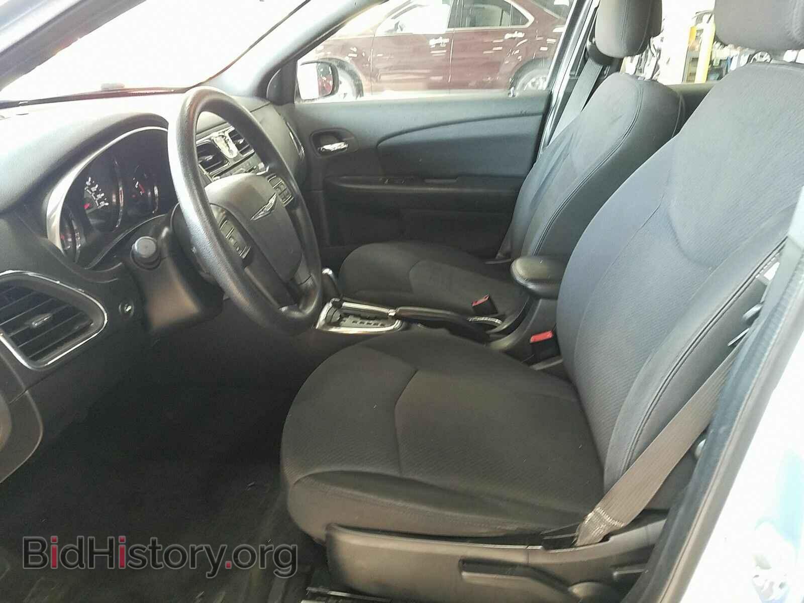 2014 Chrysler 200 - VIN: 1C3CCBAB6EN123607 - Photo 3