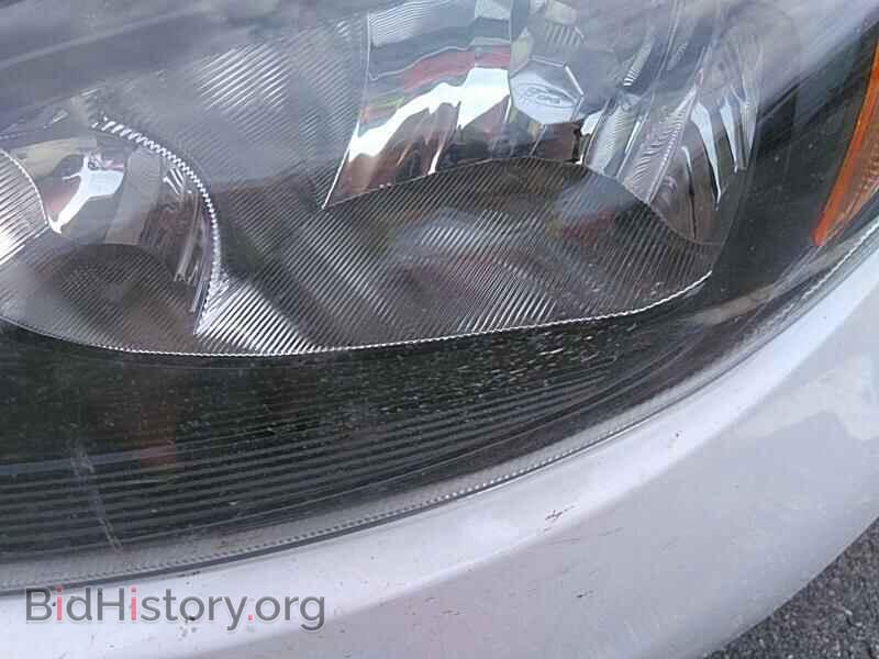 2016 Ford Focus - VIN: 1FADP3FEXGL260065 - Photo 15
