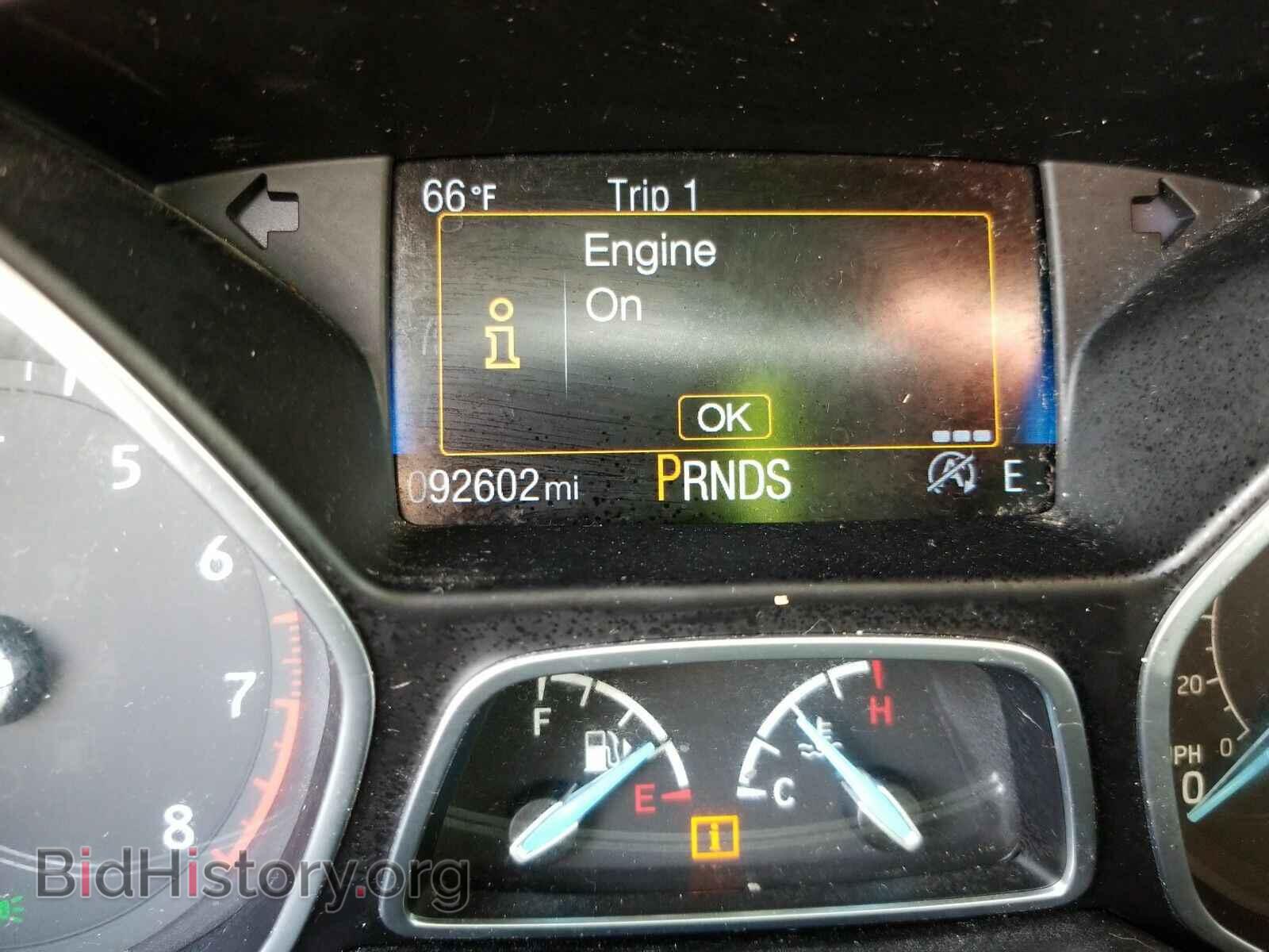 2016 Ford Focus - VIN: 1FADP3FEXGL260065 - Photo 5