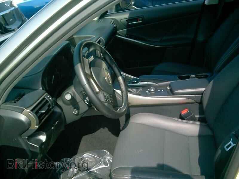 2018 Lexus IS - VIN: JTHC81D23J5030880 - Фото 3