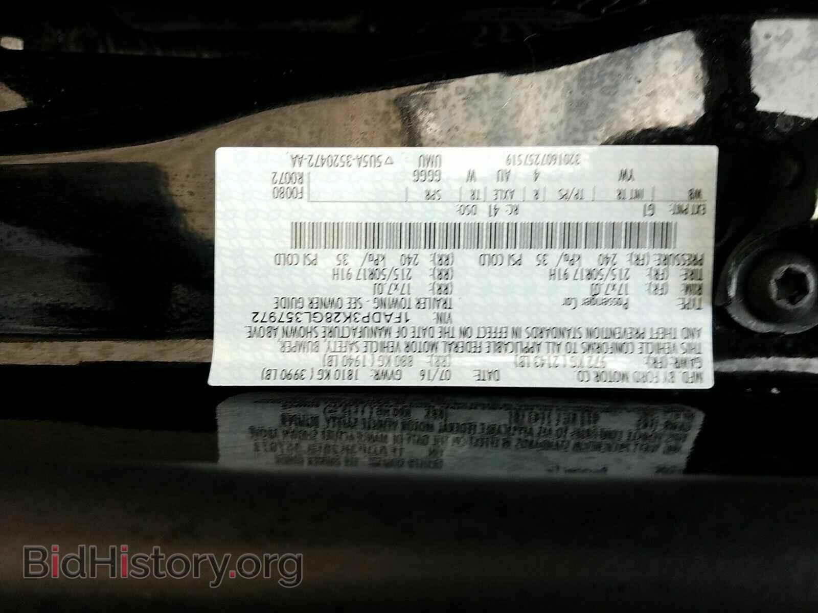 2016 Ford Focus - VIN: 1FADP3K28GL357972 - Photo 6