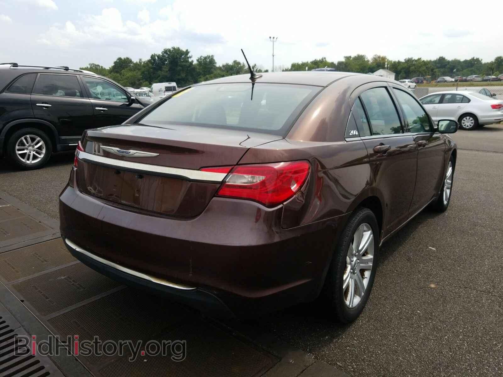 2012 Chrysler 200 - VIN: 1C3CCBBB7CN188106 - Фото 2