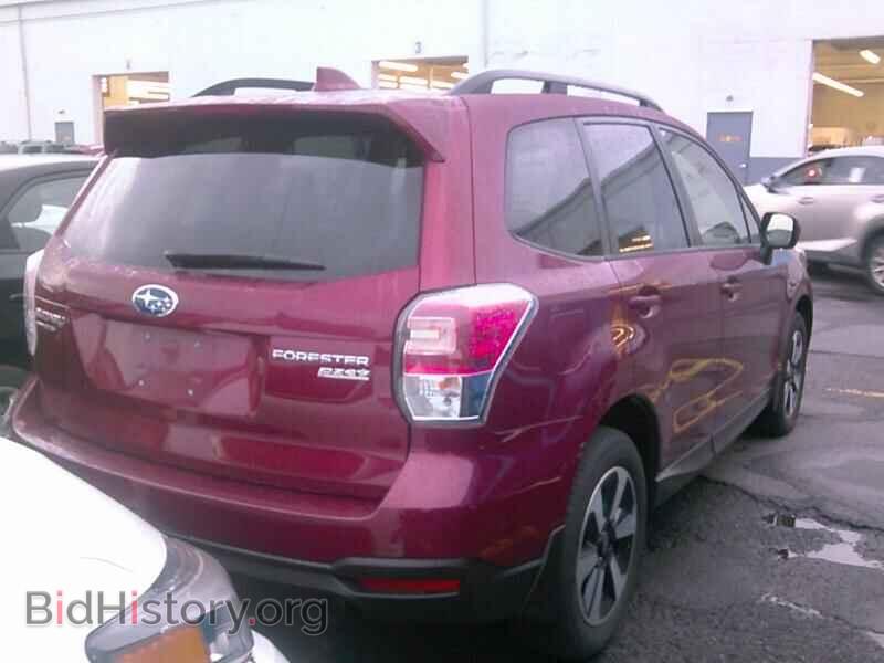 2017 Subaru Forester - VIN: JF2SJAEC6HH401307 - Photo 2