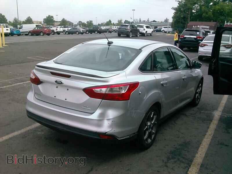 2013 Ford Focus - VIN: 1FADP3F28DL342894 - Фото 2