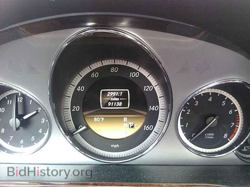 2012 Mercedes-Benz E-Class - VIN: WDDHF8JB2CA614679 - Фото 5