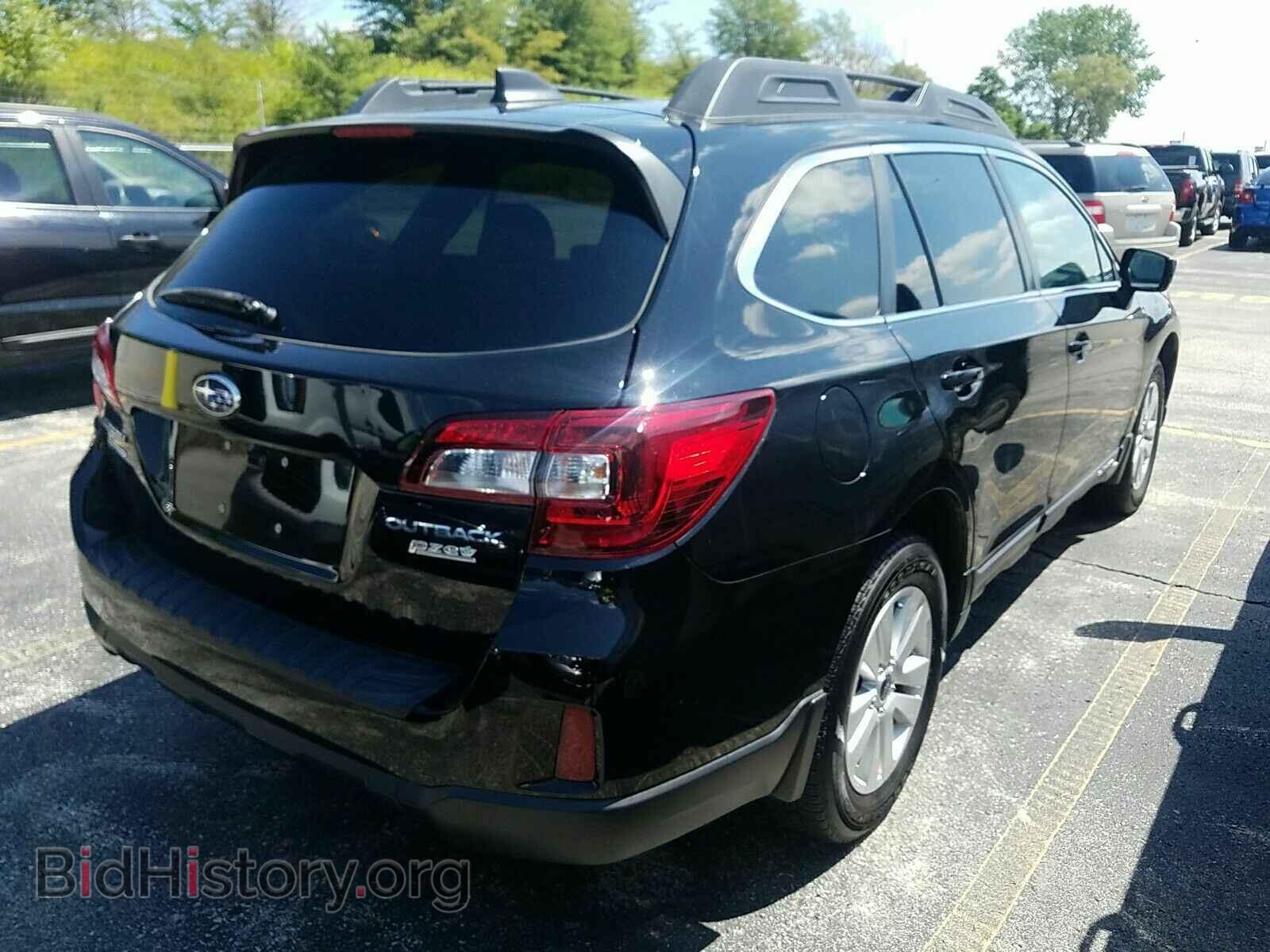 2017 Subaru Outback - VIN: 4S4BSACC7H3298924 - Фото 2