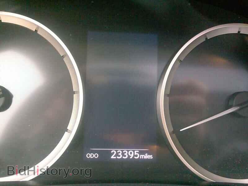 2016 Lexus IS 300 - VIN: JTHCM1D26G5014239 - Фото 5