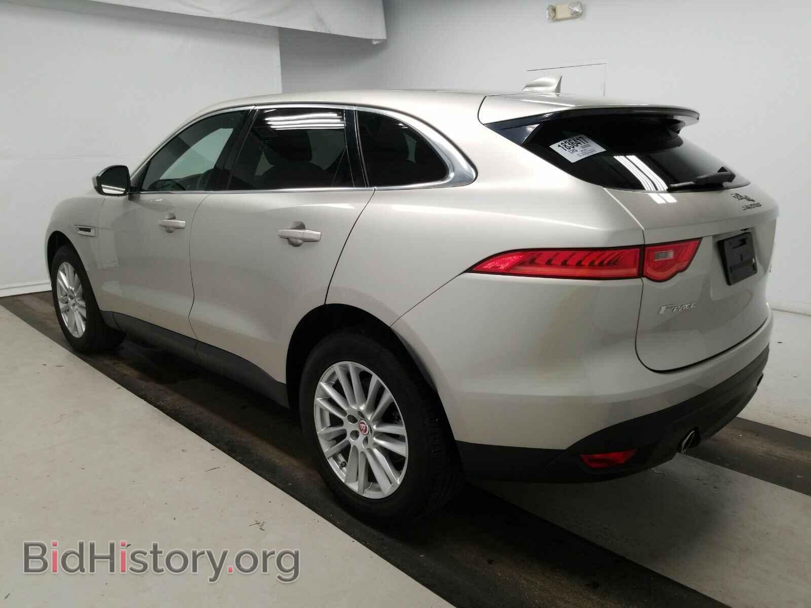 2017 Jaguar F-PACE - VIN: SADCK2BV5HA082183 - Фото 6