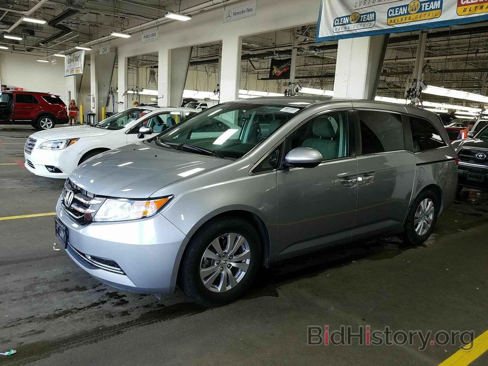 Photo 5FNRL5H37GB112140 - Honda Odyssey 2016