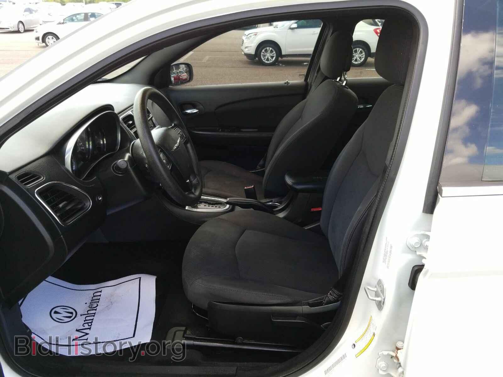 2013 Chrysler 200 - VIN: 1C3CCBAB2DN660506 - Фото 3