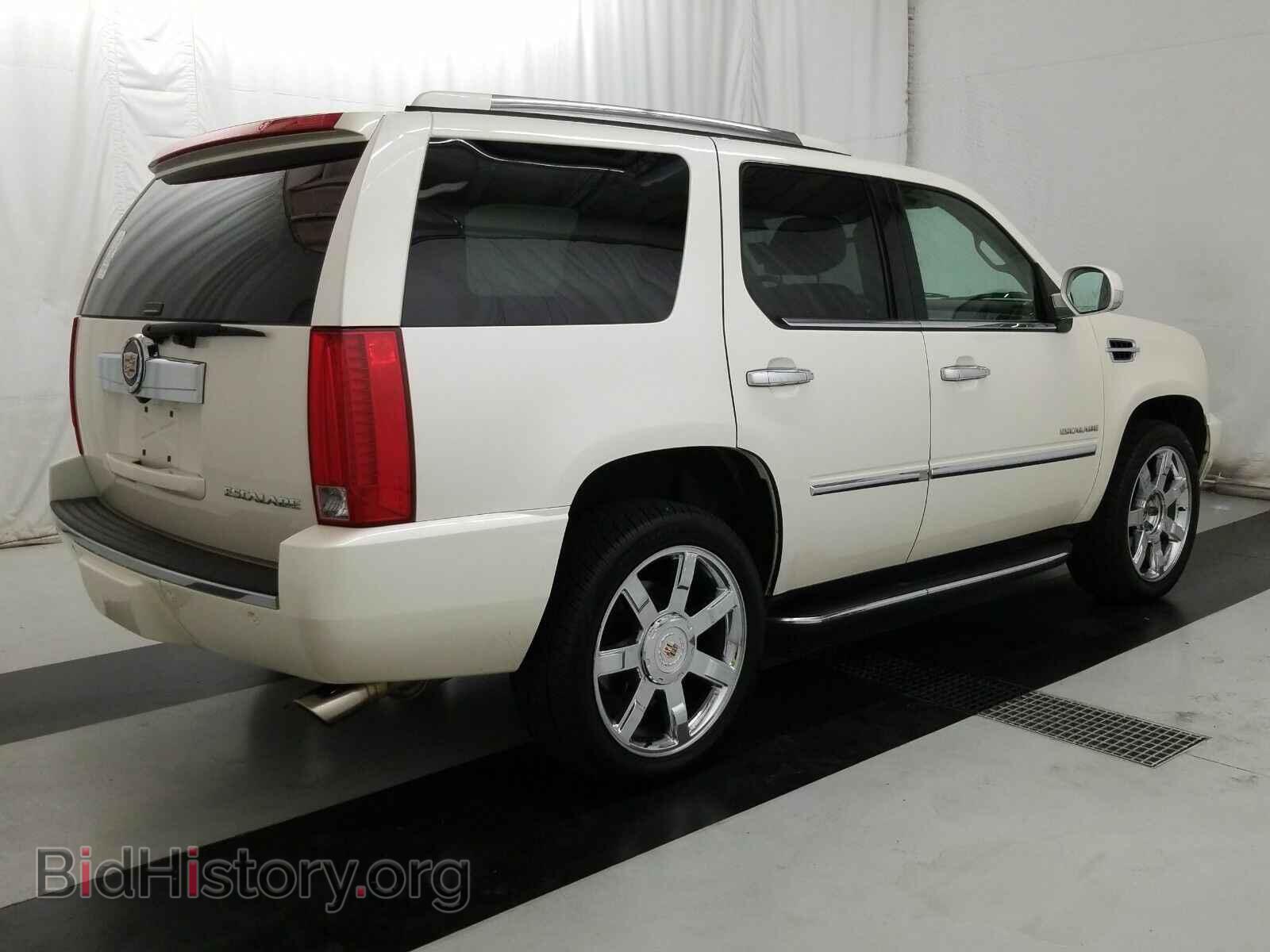 2013 Cadillac Escalade - VIN: 1GYS4BEF3DR164666 - Фото 4