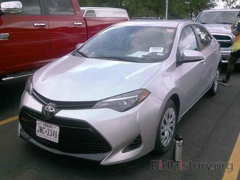 Photo 5YFBURHEXHP669847 - Toyota Corolla 2017