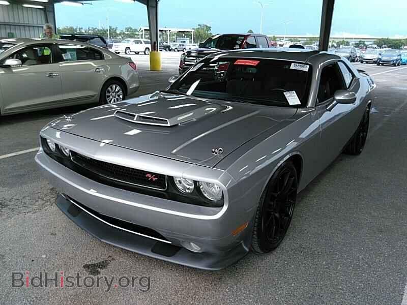 Photo 2C3CDYBT4DH617639 - Dodge Challenger 2013
