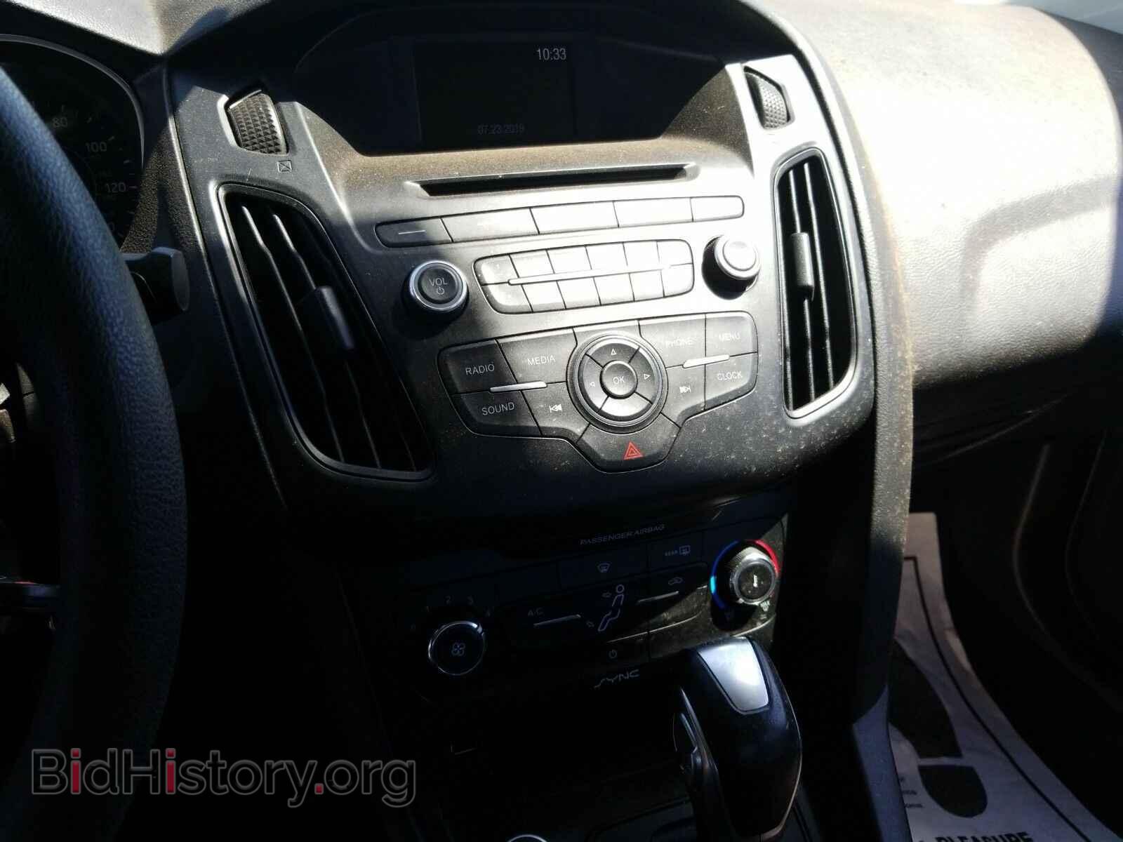 2015 Ford Focus - VIN: 1FADP3F24FL263144 - Фото 4