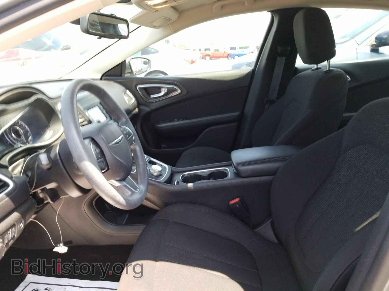 2016 Chrysler 200 - VIN: 1C3CCCAB7GN105142 - Фото 3