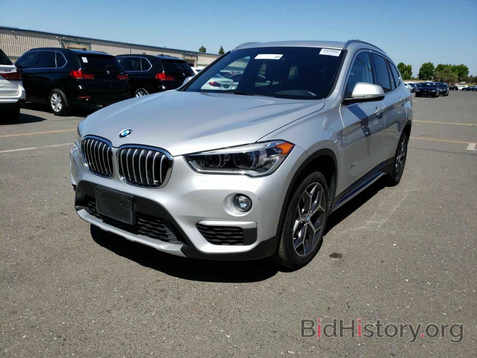 Photo WBXHT3Z35H4A54140 - BMW X1 2017