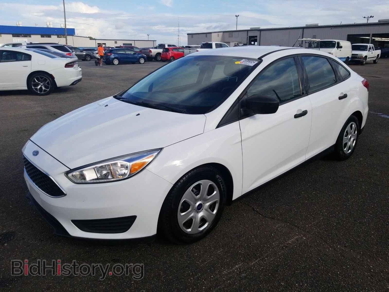 Фотография 1FADP3E24GL329632 - Ford Focus 2016