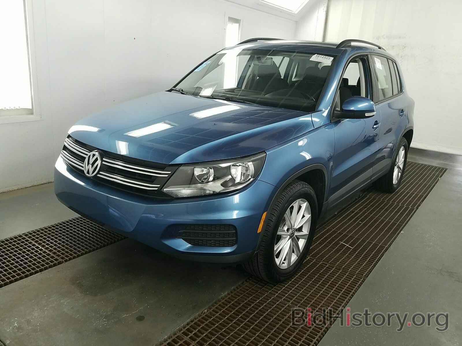 Photo WVGBV7AX2HK048285 - Volkswagen Tiguan Limited 2017