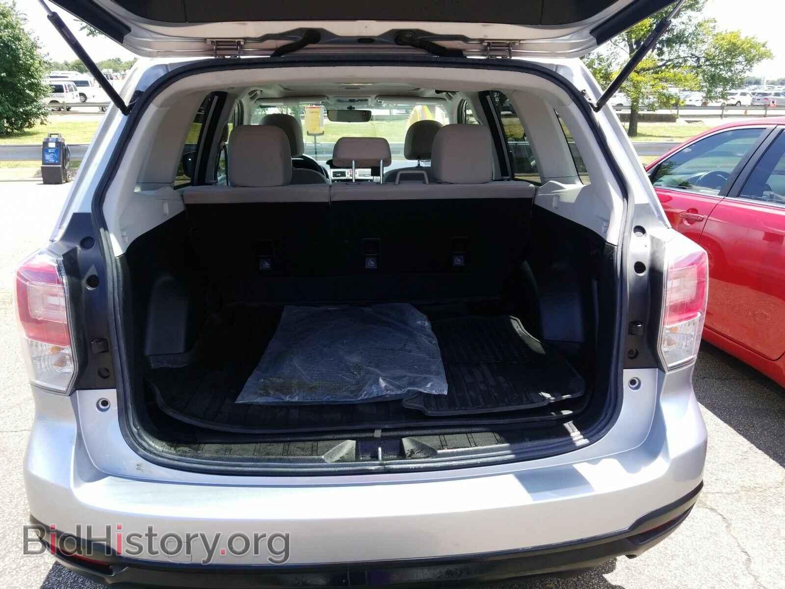 2017 Subaru Forester - VIN: JF2SJADC8HH400533 - Фото 7