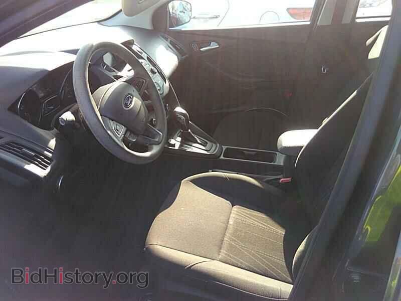 2016 Ford Focus - VIN: 1FADP3F22GL372607 - Фото 3