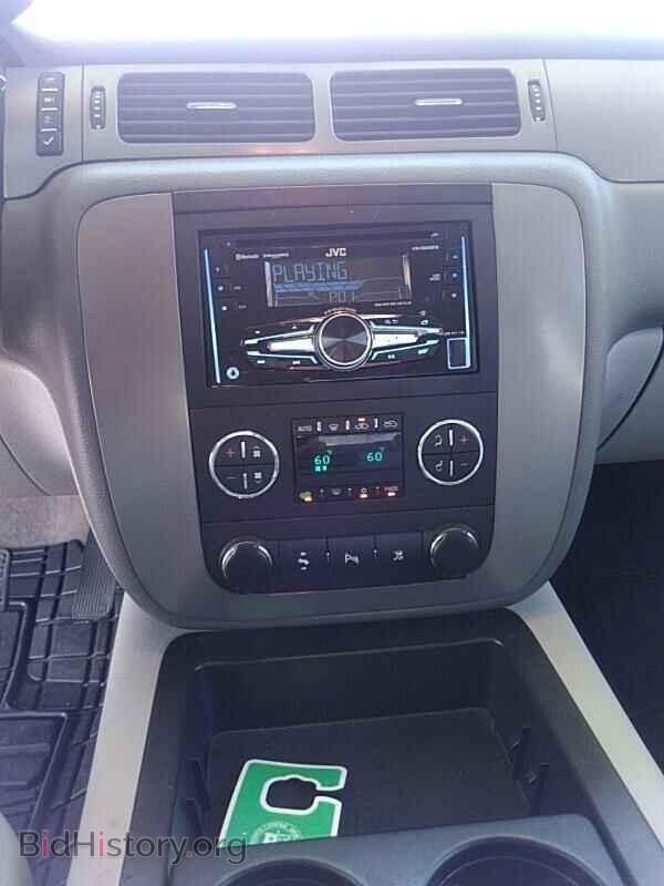 2011 Chevrolet Avalanche - VIN: 3GNTKFE38BG107509 - Фото 4