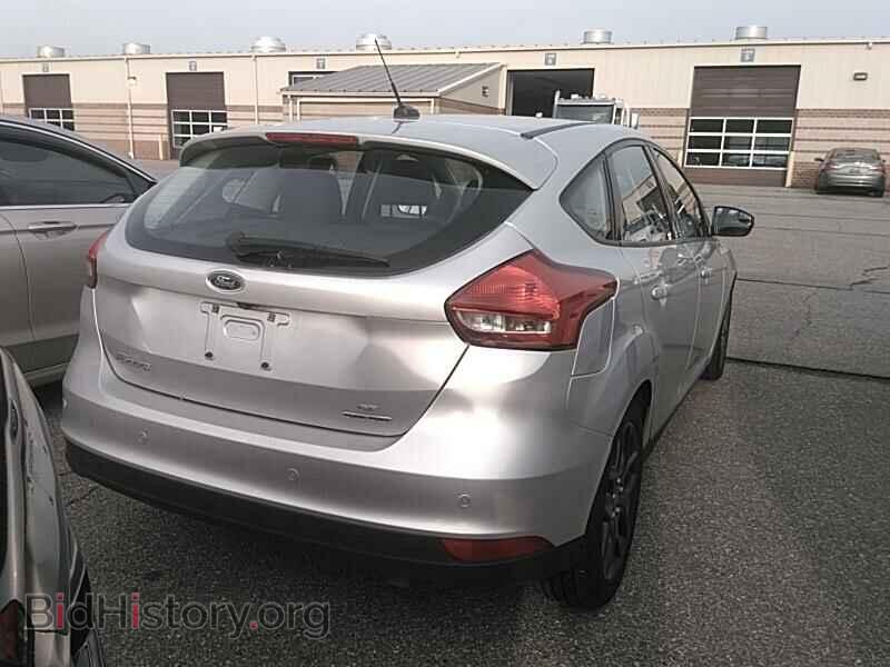 2016 Ford Focus - VIN: 1FADP3K28GL244314 - Фото 2