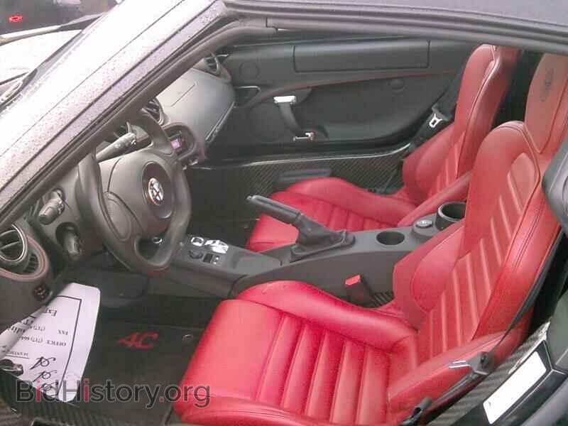 2016 Alfa Romeo 4C - VIN: ZARBAAB48GM179022 - Фото 3