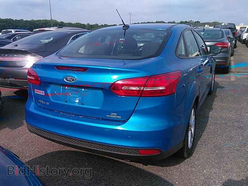 2016 Ford Focus - VIN: 1FADP3F23GL212154 - Photo 2