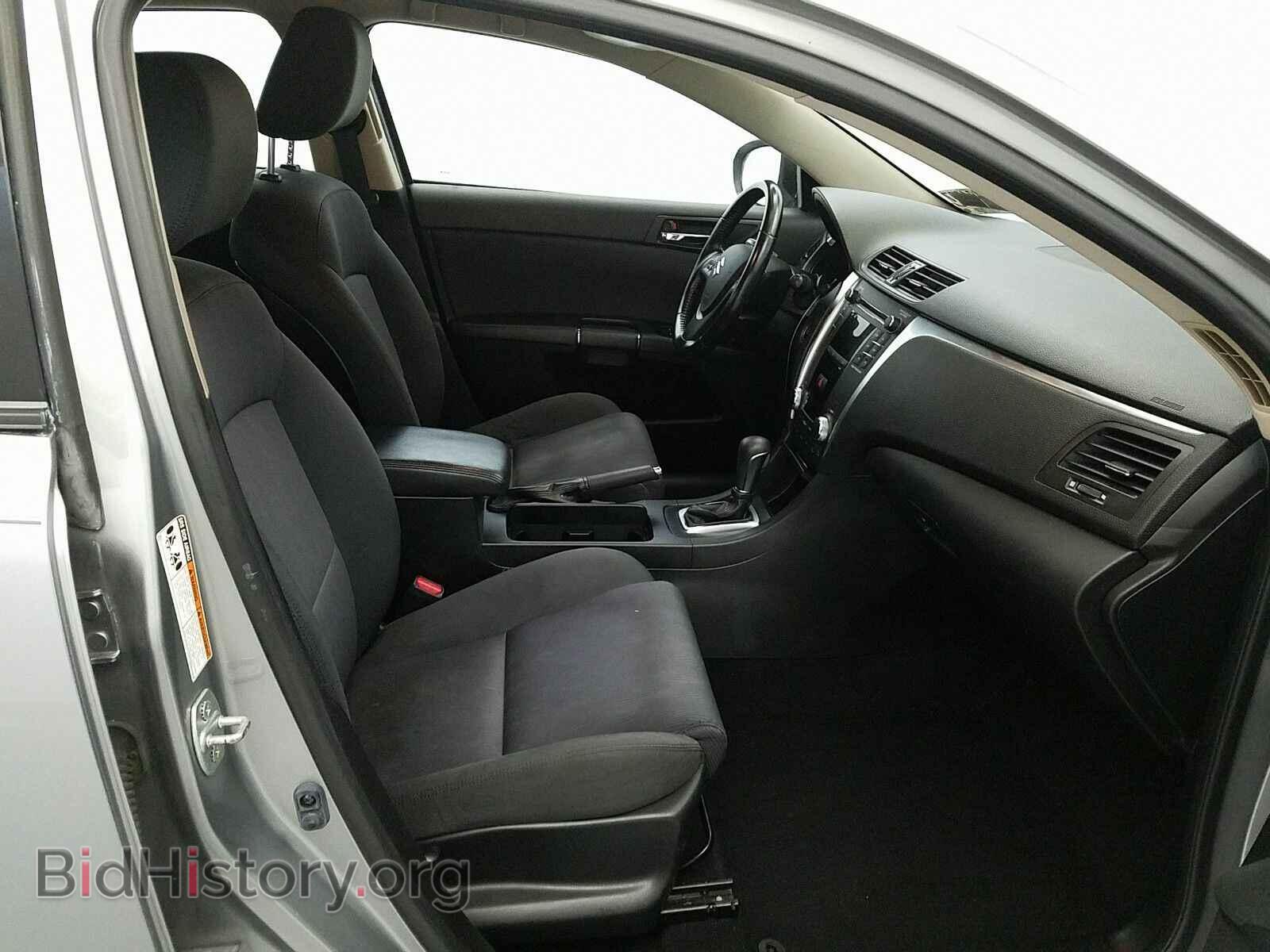 2012 Suzuki Kizashi - VIN: JS2RF9A18C6100050 - Фото 8
