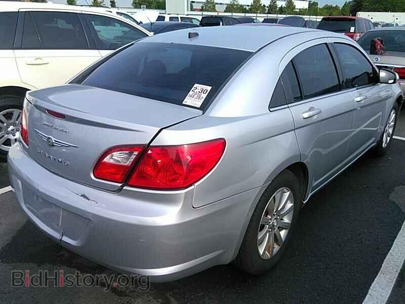 2010 Chrysler Sebring - VIN: 1C3CC5FB7AN138346 - Фото 2