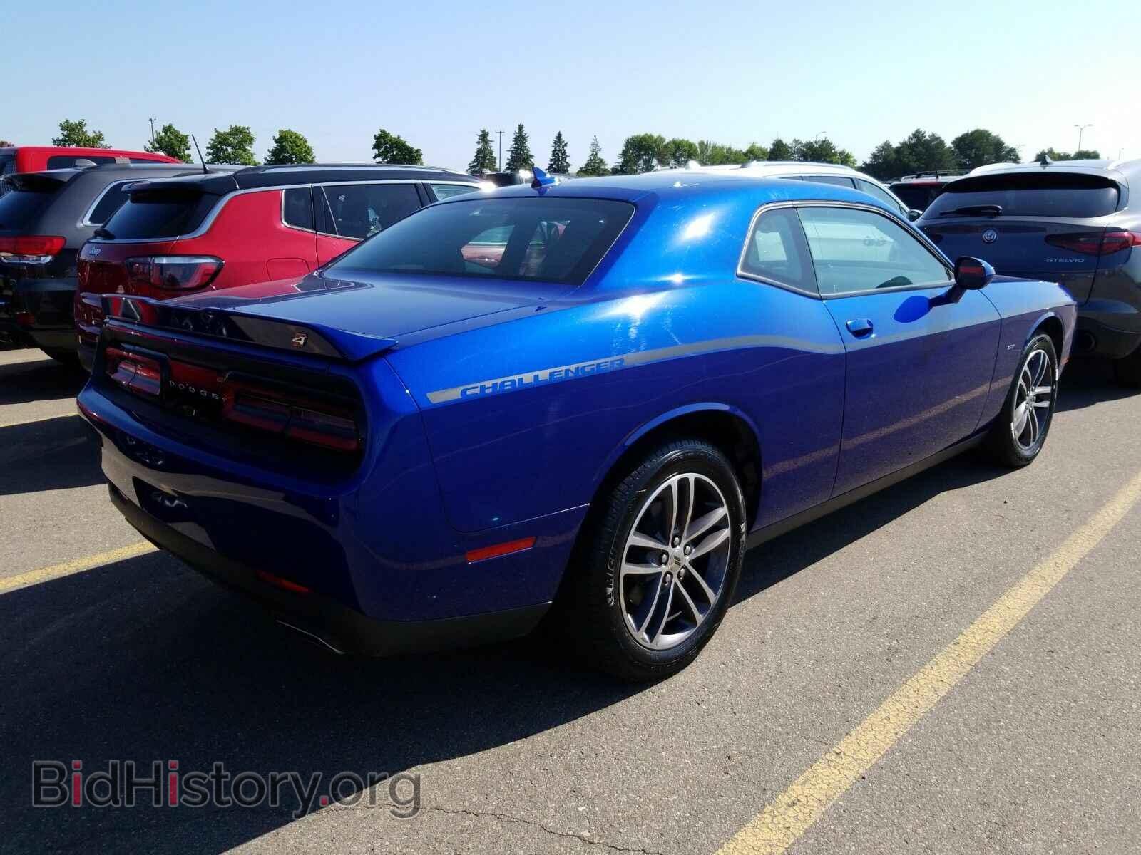 2018 Dodge Challenger - VIN: 2C3CDZGG5JH204173 - Фото 2