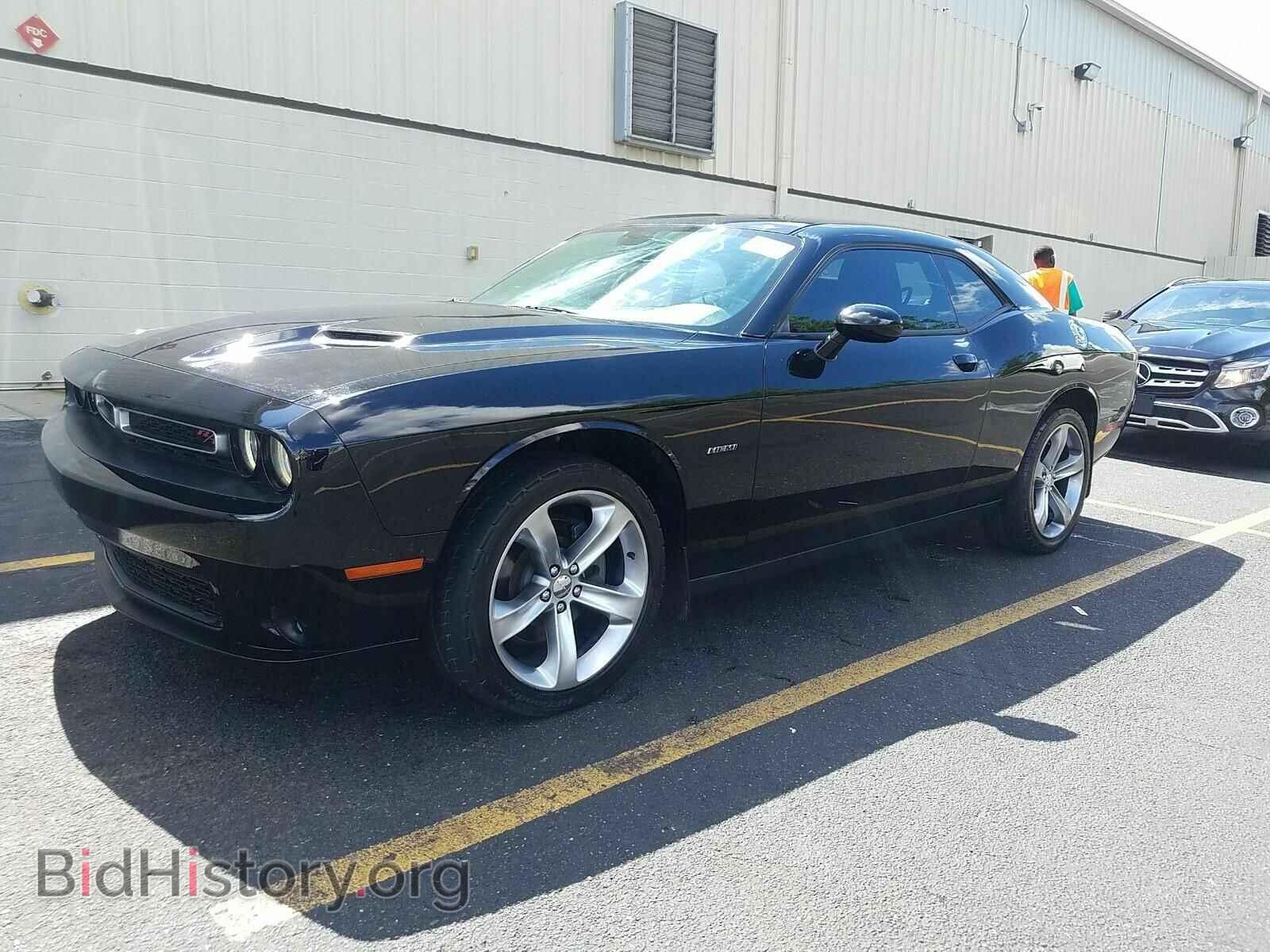 Photo 2C3CDZAT2FH708127 - Dodge Challenger 2015
