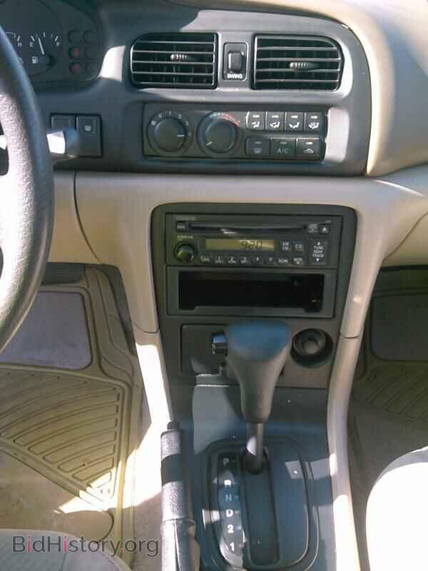 1999 Mazda 626 - VIN: 1YVGF22C6X5856877 - Фото 4