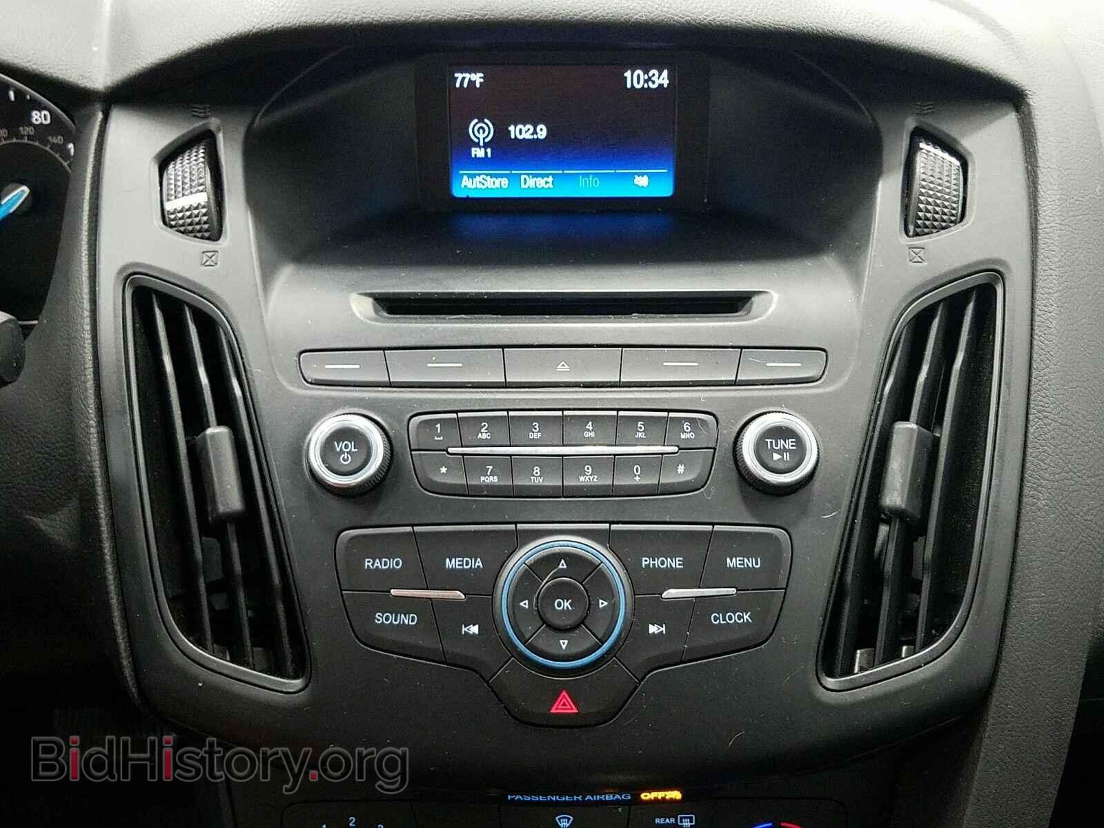 2016 Ford Focus - VIN: 1FADP3F2XGL283304 - Фото 4