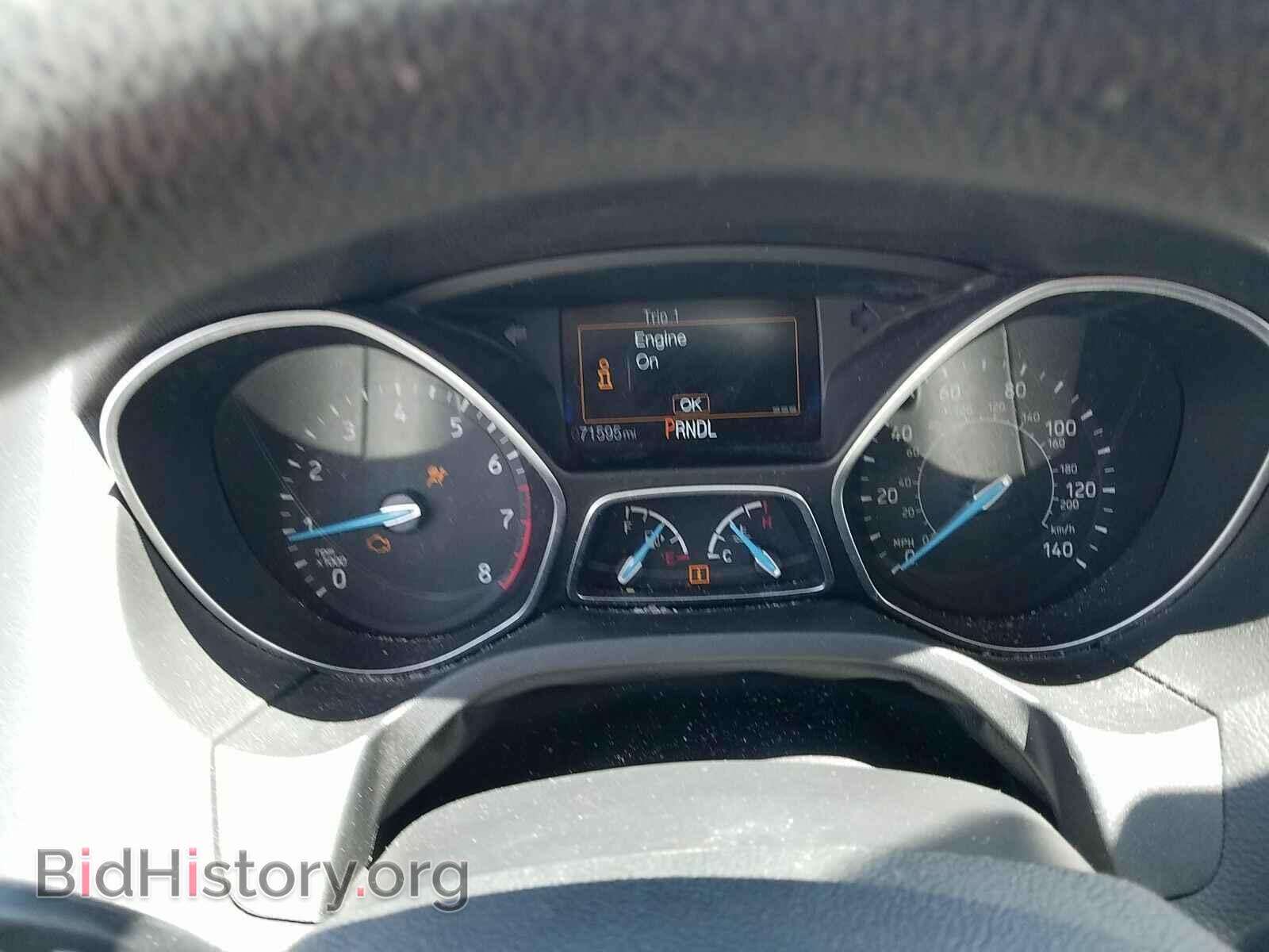 2016 Ford Focus - VIN: 1FADP3E2XGL331045 - Photo 5