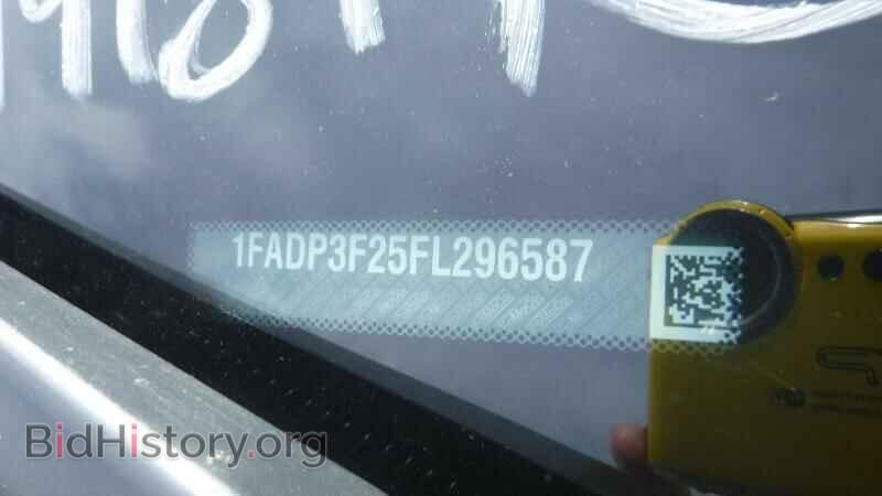 2015 Ford Focus - VIN: 1FADP3F25FL296587 - Photo 9