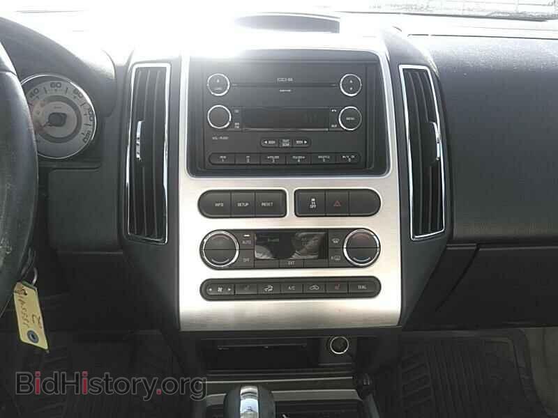 2009 Ford Edge - VIN: 2FMDK49C39BB00939 - Photo 4