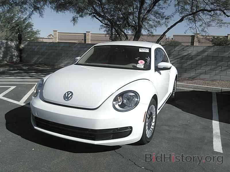 Photo 3VWJ17AT9GM635726 - Volkswagen Beetle Coupe 2016