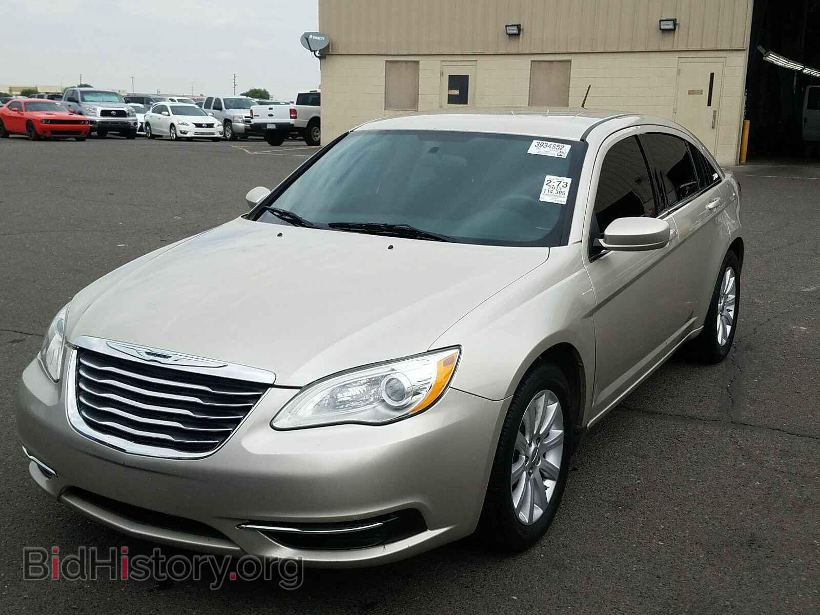 Photo 1C3CCBBB4DN633323 - Chrysler 200 2013
