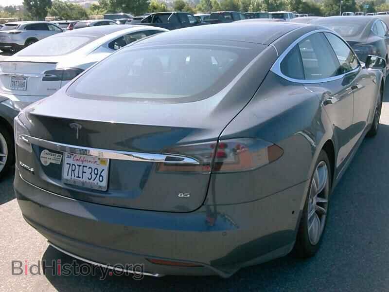 2015 Tesla Model S - VIN: 5YJSA1E10FF120128 - Фото 2