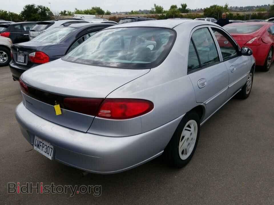 2002 Ford Escort - VIN: 3FAFP13PX2R183629 - Фото 2