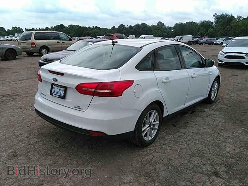 2016 Ford Focus - VIN: 1FADP3F23GL320354 - Photo 2