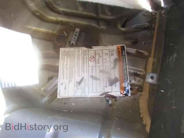 2009 Ford Focus - VIN: 1FAHP37N19W259680 - Photo 13