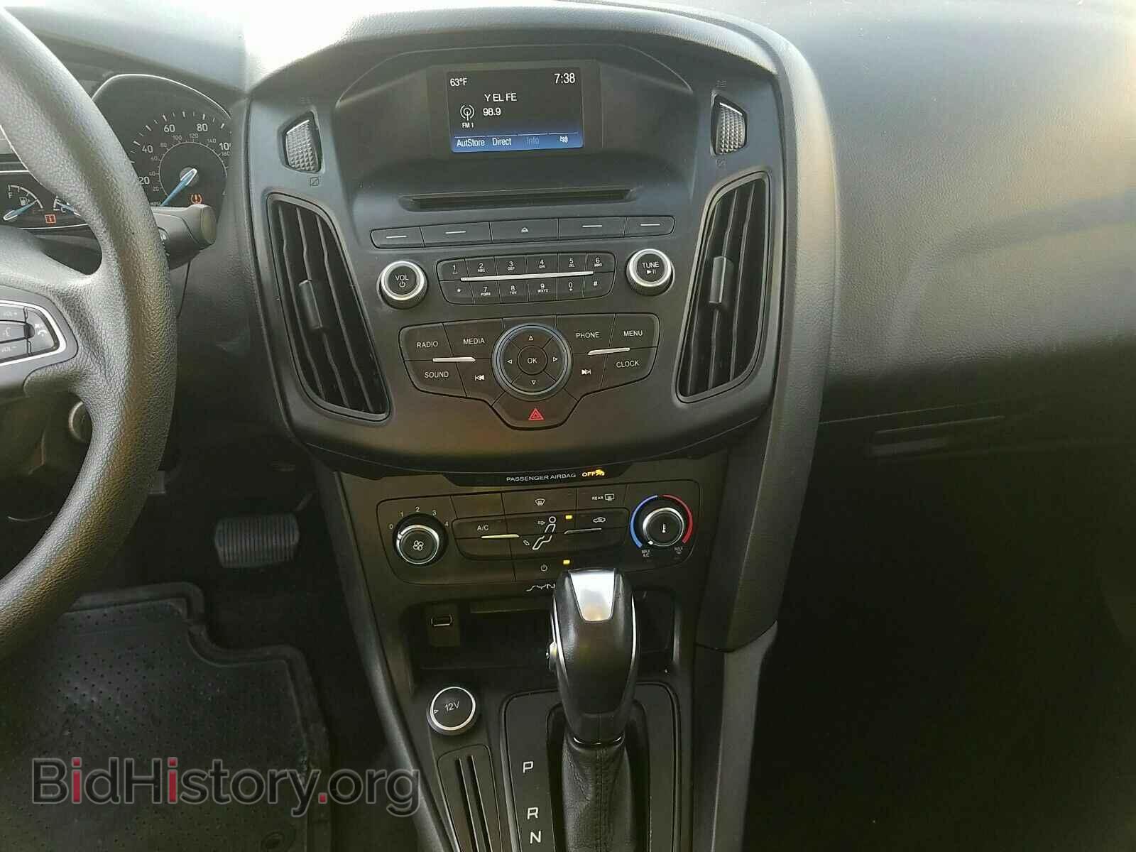 2015 Ford Focus - VIN: 1FADP3F23FL342479 - Фото 4