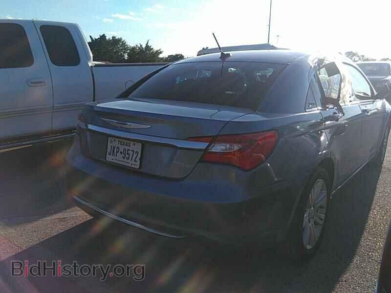 2011 Chrysler 200 - VIN: 1C3BC1FB1BN614239 - Фото 2
