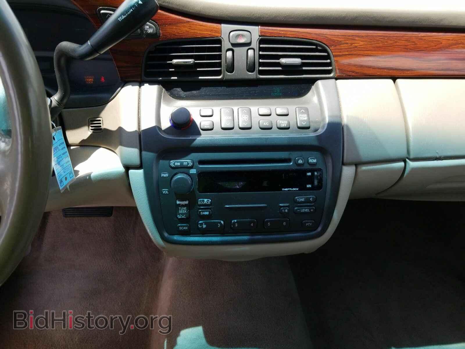 2005 Cadillac DeVille - VIN: 1G6KD54Y25U232385 - Фото 4
