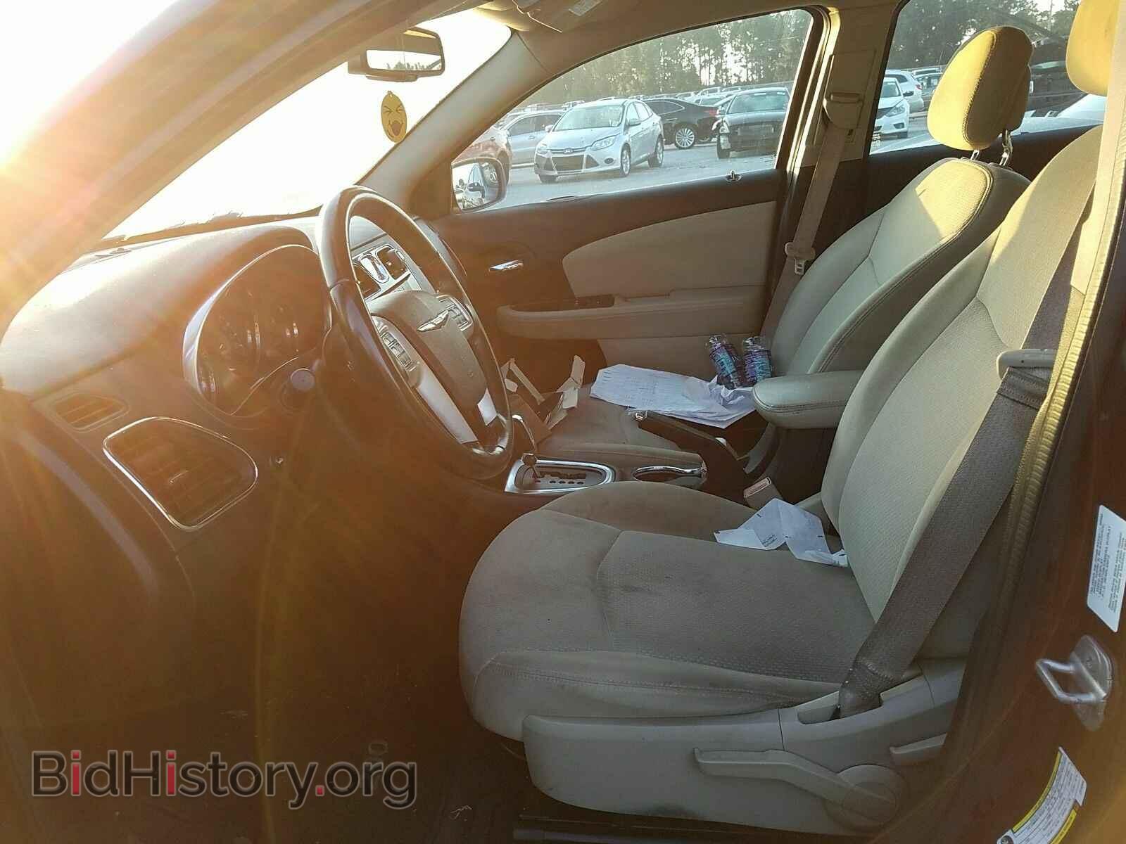 2012 Chrysler 200 - VIN: 1C3CCBBG4CN163935 - Фото 3