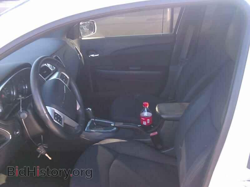 2012 Chrysler 200 - VIN: 1C3CCBBG5CN305225 - Фото 3