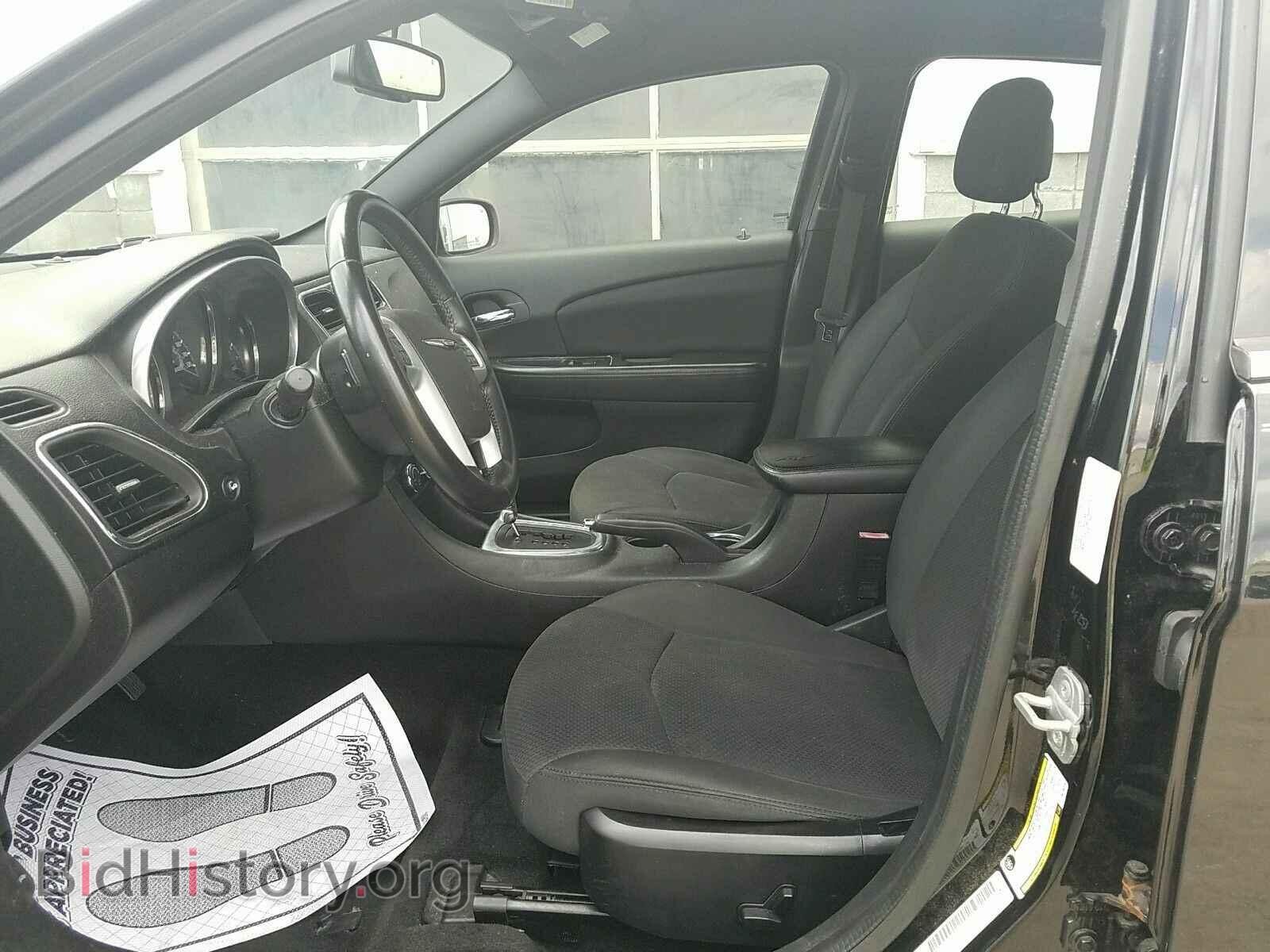 2013 Chrysler 200 - VIN: 1C3CCBBB0DN739249 - Фото 3